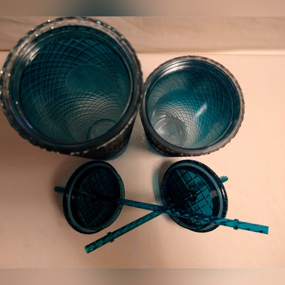 AUTHENTIC STARBUCKS VENTI & GRANDE JEWELED TEAL OMBRE 2 COLD CUP BUNDLE - NWT - Picture 5 of 6